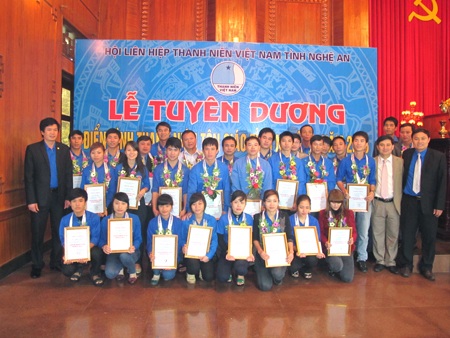 Tuyên dương 31 thanh niên tôn giáo tiêu biểu tỉnh Nghệ An - 3 Tuyên dương 31 thanh niên tôn giáo tiêu biểu tỉnh Nghệ An