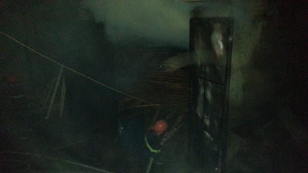 Đến khoảng 24h thì đám cháy cơ bản được dập tắt. 