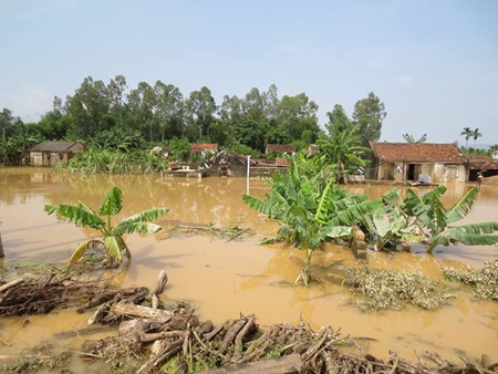 Người trực tiếp xả lũ ở hồ Vực Mấu: “Chúng tôi vận hành theo đúng quy trình!”.