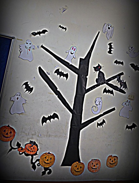 Ấn tượng Lễ hội hóa trang Halloween 2013 - 7 Những bức tranh của các em học sinh