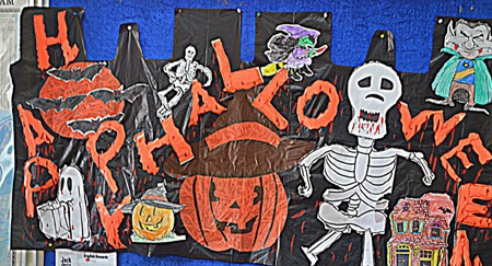 Những bức tranh của các em học sinh 