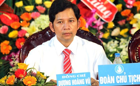 Các cá nhân được tặng Bằng khen.