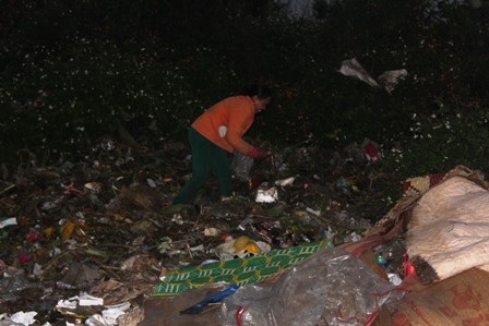 Tết đến lượng rác thải tăng đột biến là cơ hội tốt cho những người phu rác