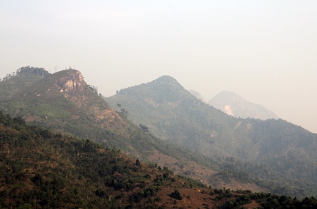 Bí thư chị bộ bản bị bắn thủng tim?