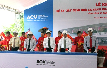 Lễ khởi công xây dựng Nhà ga hành khác - Cảng hàng không Vinh.