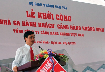 Ông Phạm Qúy Tiêu, Thứ trưởng Bộ GTVT phát biểu tại buổi lễ.