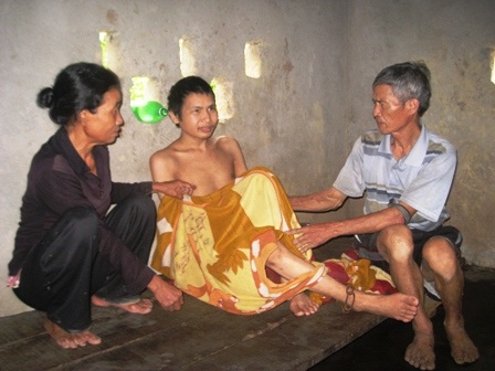 Khởi tố cán bộ xã ăn chặn tiền chính sách