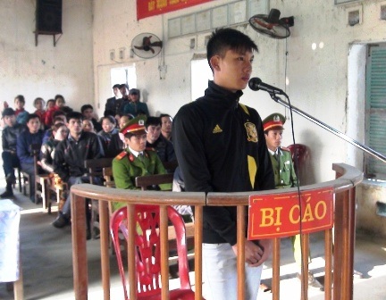 Mang 60kg pháo đổi lấy 3 năm tù