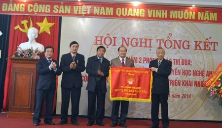 Tổng kết 10 năm phong trào thi đua “Tết khuyến học và Tháng khuyến học”