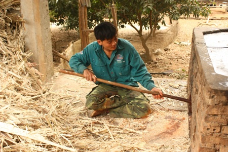 Máy ép mía để lấy nước.