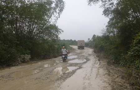 Quốc lộ “nát như tương”!