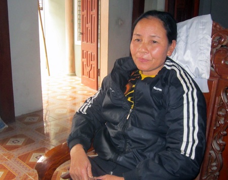 Bà Trần Thị Hà miêu tả lại sự việc xảy ra vào sáng ngày 17/09/2013.