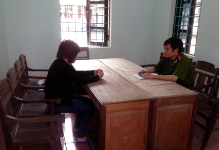 Giải cứu nữ sinh 13 tuổi bị bán vào nhà nghỉ - 1 Đối tượng Chi tại cơ quan điều tra.