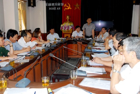 Nghệ An họp báo thông báo số thí sinh dự thi vào lớp 10 năm 2014.