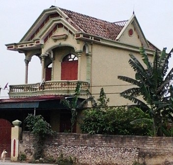  Ngôi nhà 2 tầng, nơi anh T. ngã xuống tử vong