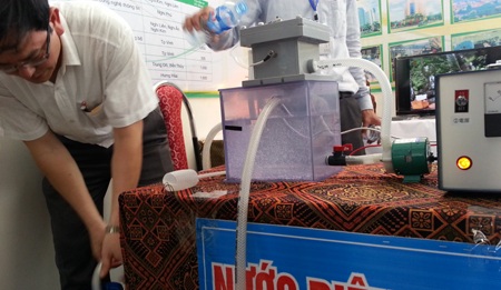 Gian trưng bày sản phẩm nước điện phân PH11.0.