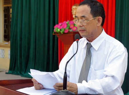 Thầy Đậu Văn Mùi - Hiệu trưởng Trường THPT Chuyên Phan Bội Châu không giấu được niềm tự hào: 