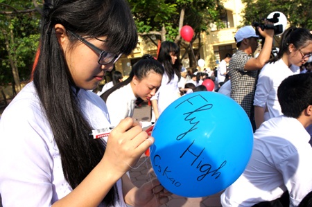 Nhớ mãi cái tuổi học trò, ước mơ sẽ bay cao hơn...