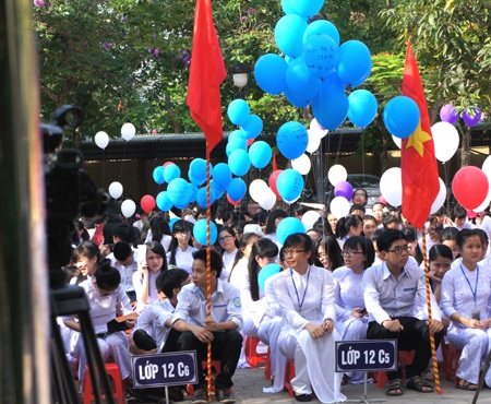 Buổi chia tay đầy lưu luyến.