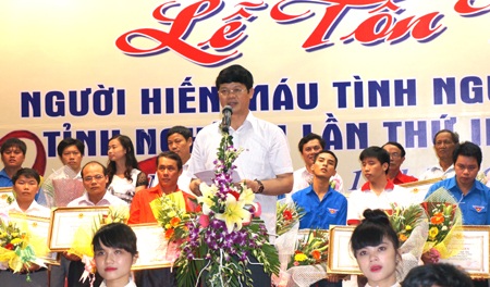 Ông Lê Xuân Đại - Phó chủ tịch UBND tỉnh Nghệ An phát biểu tại lễ tôn vinh và nhấn mạnh: K