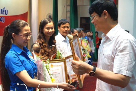 Ông Lê Xuân Đại - Phó chủ tịch UBND tỉnh Nghệ An phát biểu tại lễ tôn vinh và nhấn mạnh: K