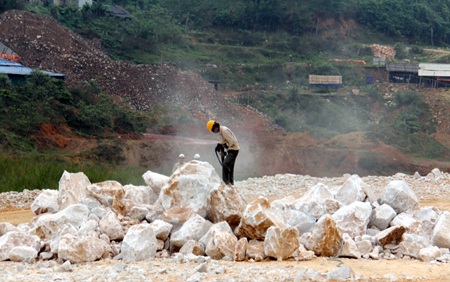UBND tỉnh Nghệ An đề nghị Bộ Tài nguyên môi trường về việc tính tiền cấp quyền khai thác khoáng sản