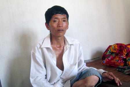 Cháu K.T.Tr sợ hãi kể lại sự việc với PV.