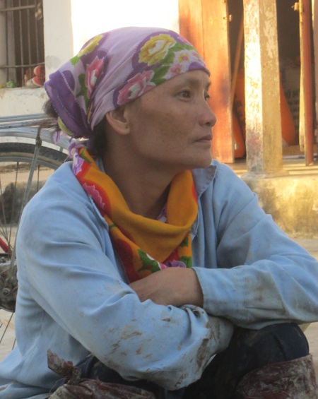 Cháu H.T.Th (17 tuổi) kể lại sự việc mình bị ông lão “quan tâm” rồi đòi quan hệ.