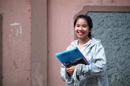 Một thí sinh tự tin trước giờ vào làm bài môn Địa lý (Ảnh: Nguyễn Duy)