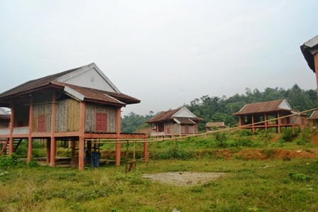 Cả khu tái định cư hoang vắng đến thê lương...