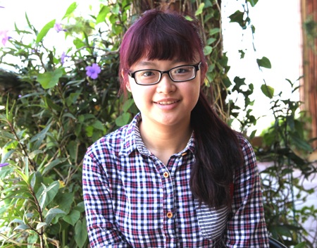 Thảo Trang - nữ thủ khoa có gương mặt hiền hậu.
