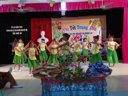 Đêm trăng sáng trên mọi miền đất nước