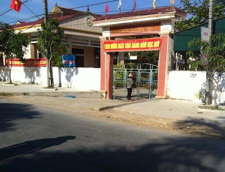 Bồn nước rơi đè hai học sinh chết thảm - 3 Trưởng Tiểu học Diễn Tháp - nơi xảy ra tai