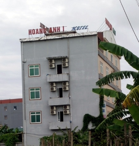 Khách sạn nơi phát hiện cháu Tú bị đánh đập. 