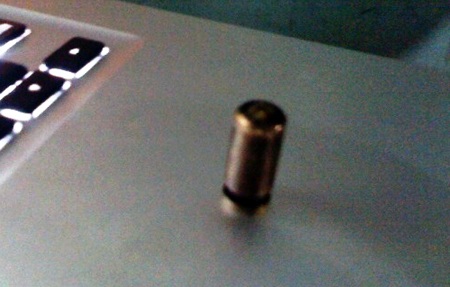 Phó công an xã nổ súng, cháu bé 4 tháng tuổi nhập viện  - 2