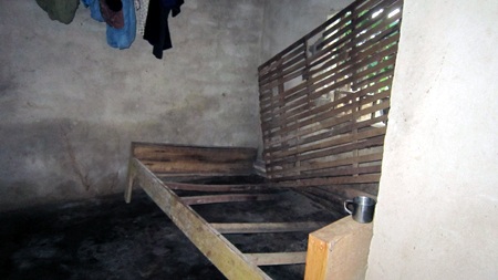 "Con chết cũng được, mẹ mua thuốc chữa cho bố" - 5