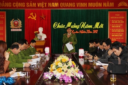 Dùng dao phớ gây 11 vụ cướp táo tợn trong vòng nửa tháng - 3 Dùng dao phớ gây 11 vụ cướp táo tợn trong vòng nửa tháng - 3