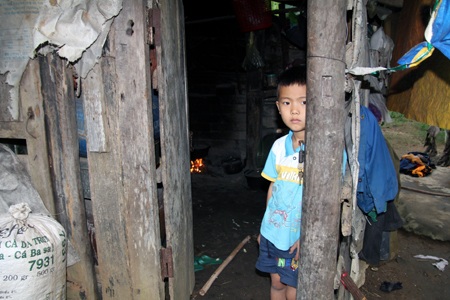 Những món quà đầu tiên đến với mẹ con chị Bùi Thị Mai kịp đón Tết - 1