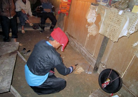 Ăn Tết cùng đồng bào Mông rẻo cao biên giới  - 1