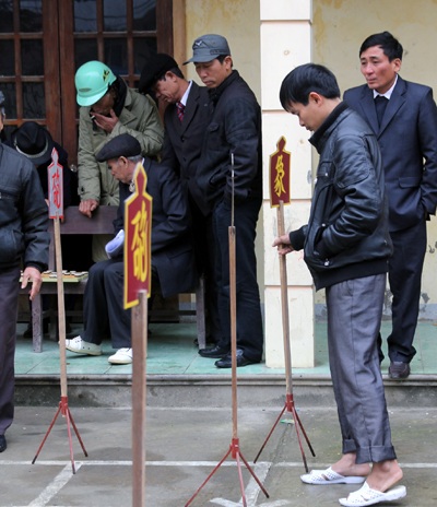 Những màn đấu cờ thẻ đầy thú vị - 10