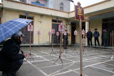 Những màn đấu cờ thẻ đầy thú vị - 17