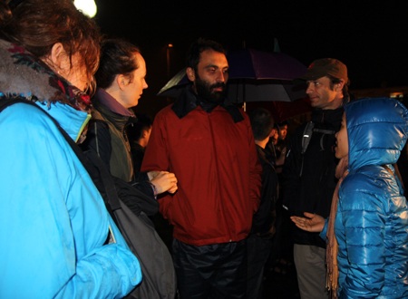 Đón giao thừa dưới mưa rơi tầm tã thành Vinh - 12