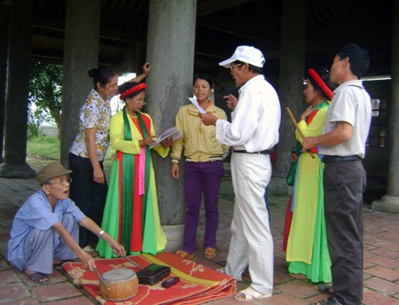 Ghé thăm làng chèo Quỳ Lăng ngày xuân  - 1