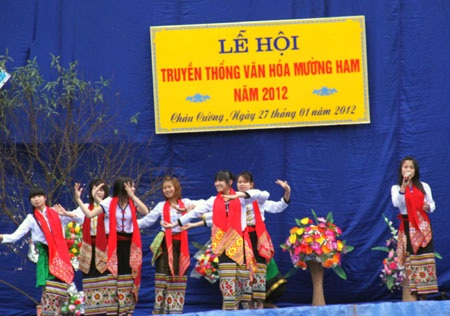 Tưng bừng khai hội Mường Ham - 1