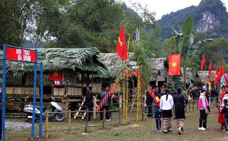 Tưng bừng khai hội Mường Ham - 9