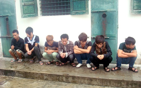 Trước đó, các “đồng nghiệp” của Lưu cũng đã bị công an Quỳnh Lưu bắt giữ.