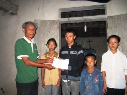 Hơn 68 triệu đồng đến với 2 hoàn cảnh xứ Nghệ