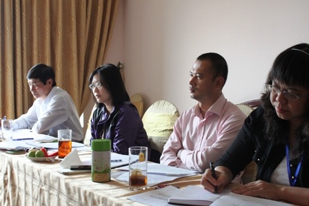 Giám khảo chấm thi tại Liên hoan Truyền hình toàn quốc lần thứ 32 tại Vinh.