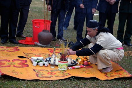 Nô nức hội xuống đồng 2012 - 1