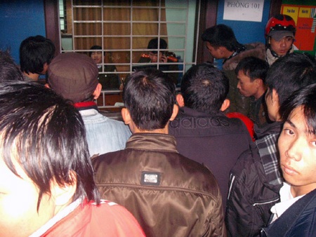 Đổ xô làm hộ chiếu sau Tết - 3